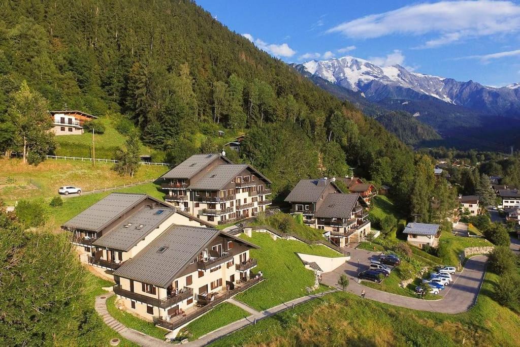 Appartement Dans Chalet Avec Piscine Couverte Saint-Gervais-les-Bains Ngoại thất bức ảnh